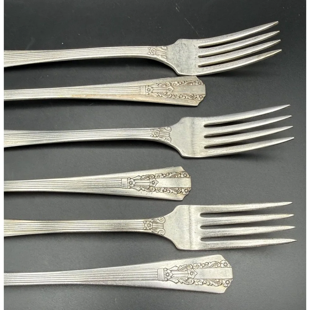 Vintage Oneida Wm A Rogers Silverplate Grille Forks Avenue Pattern 1939 Set Of 6